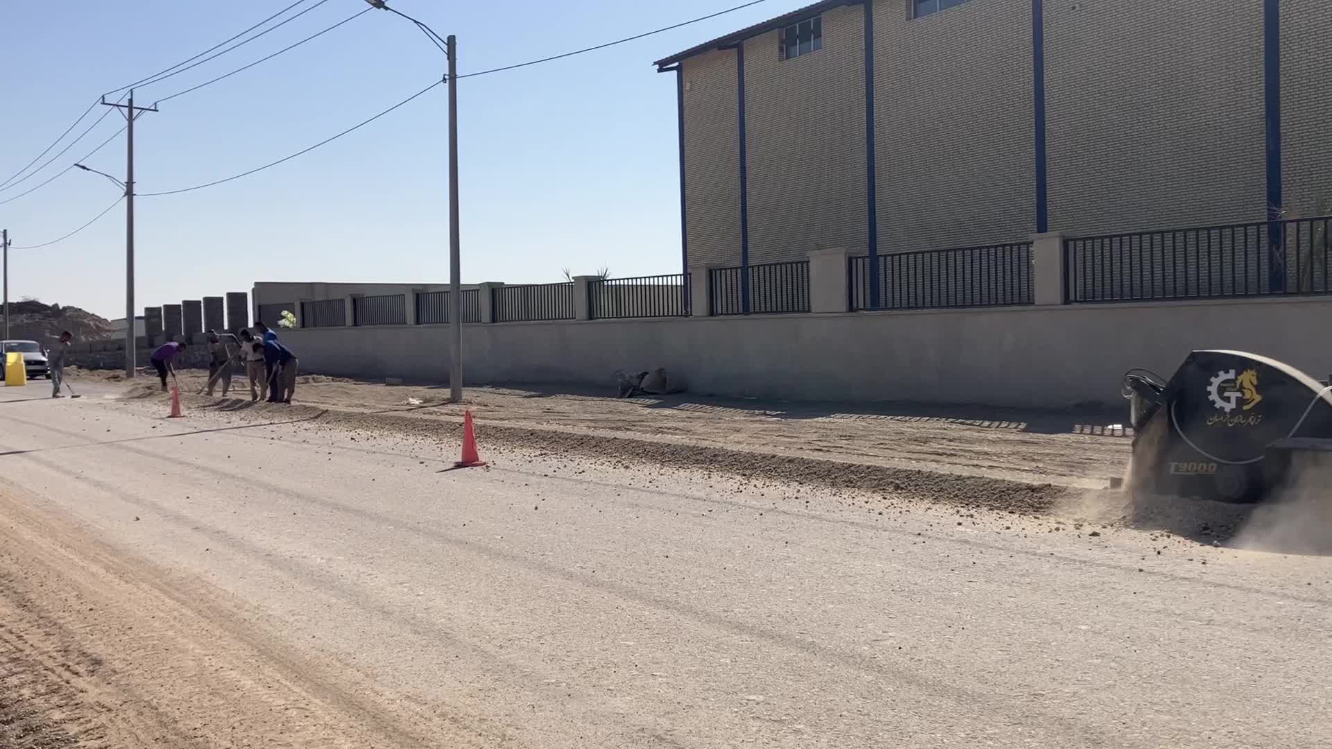 ترانچر|ماشین‌آلات صنعتی|مشهد, کارده|دیوار