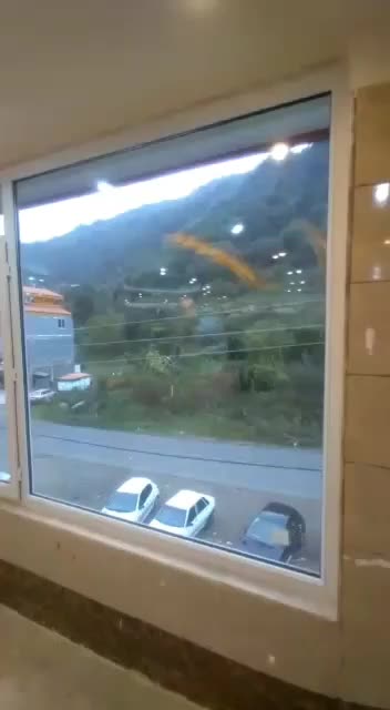 رهن و اجاره ساختمان تجاری|اجارهٔ مغازه و غرفه|لنگرود, |دیوار