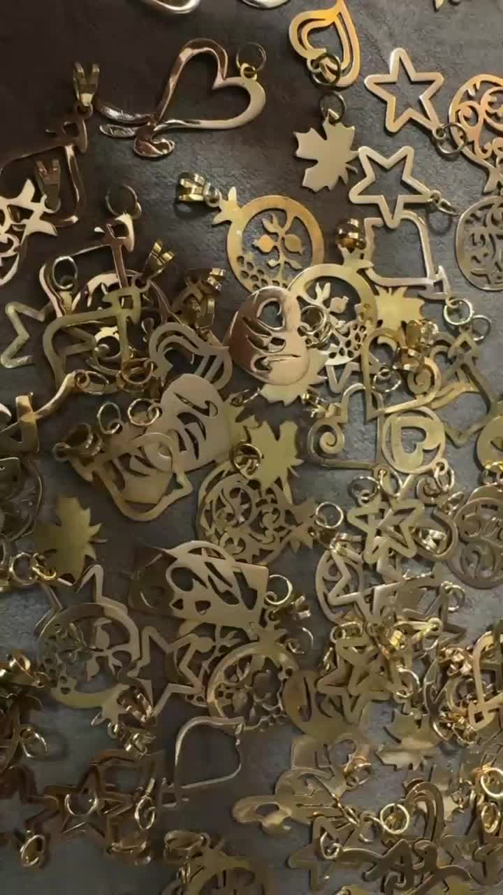 پلاک های طلا مینیمال برای روز مادر و یلدا|جواهرات|قزوین, |دیوار