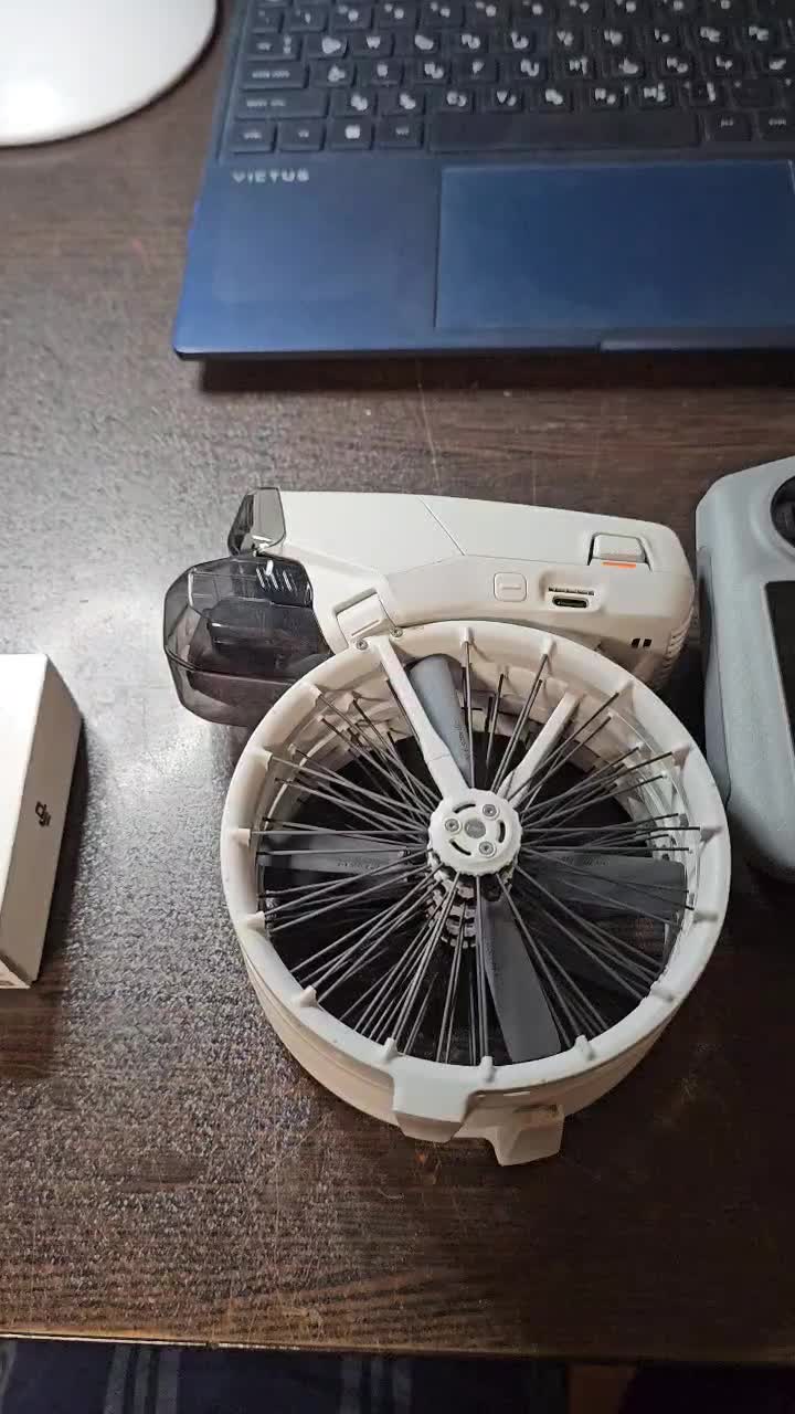 dji flip normal + باتری و کیف|دوربین عکاسی و فیلمبرداری|تهران, سیمای ایران|دیوار