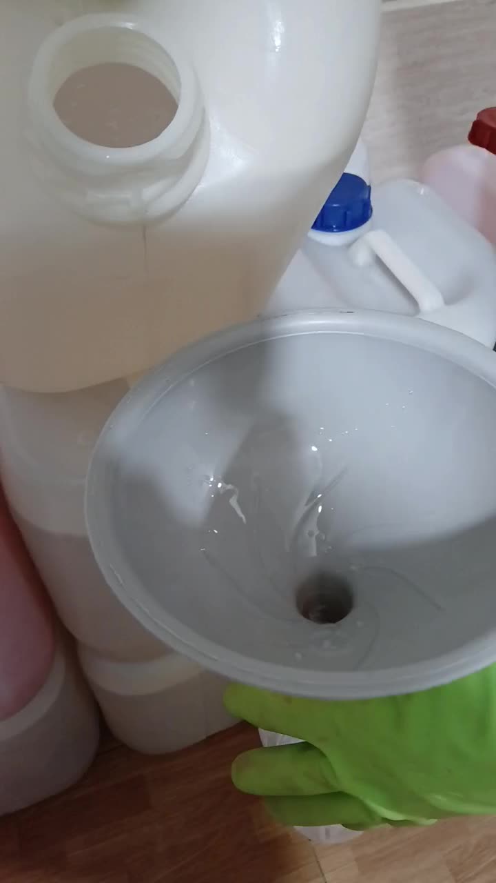 شامپو  سر و بدن استخر وهتل  ماسک مو و ژل مو|عمده‌فروشی|تهران, امین حضور|دیوار