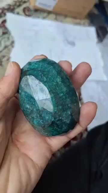 زمرد هزار قیراطی|جواهرات|ملکان, |دیوار