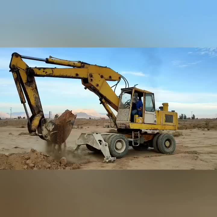 بیل مکانیکی|خودرو سنگین|یزد, |دیوار