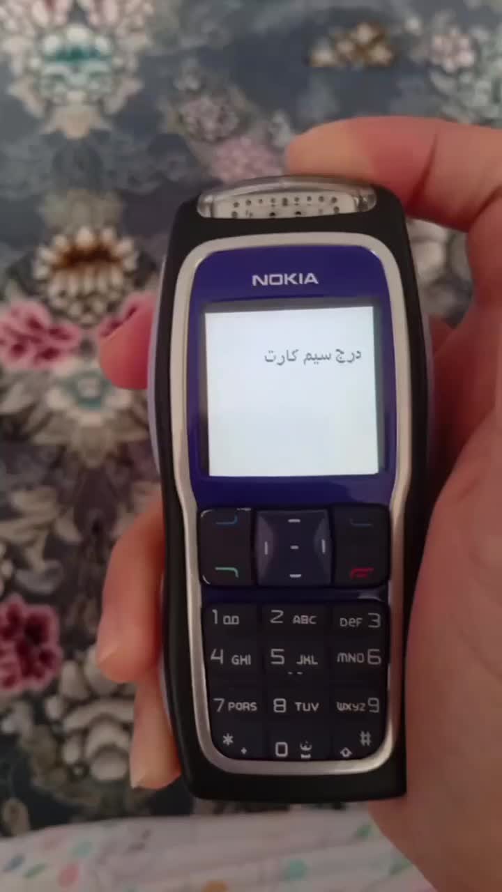 گوشی ۳۲۲۰عتیقه|موبایل|ساوه, |دیوار