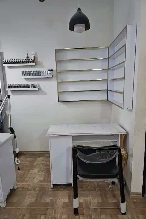 اجاره میز ناخن|اجارهٔ دفتر کار، اتاق اداری، مطب|شاهین‌شهر, عطار|دیوار