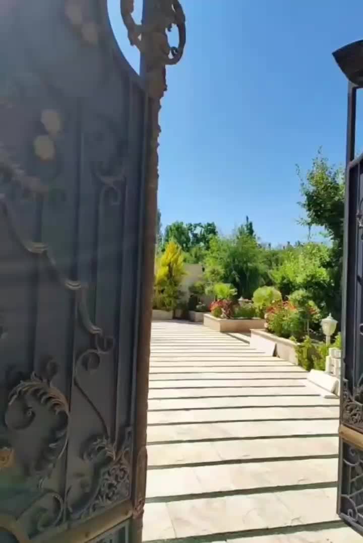 عمارت آتون|اجارهٔ کوتاه‌مدت ویلا و باغ|کرج, فاز ۲ مهرشهر|دیوار