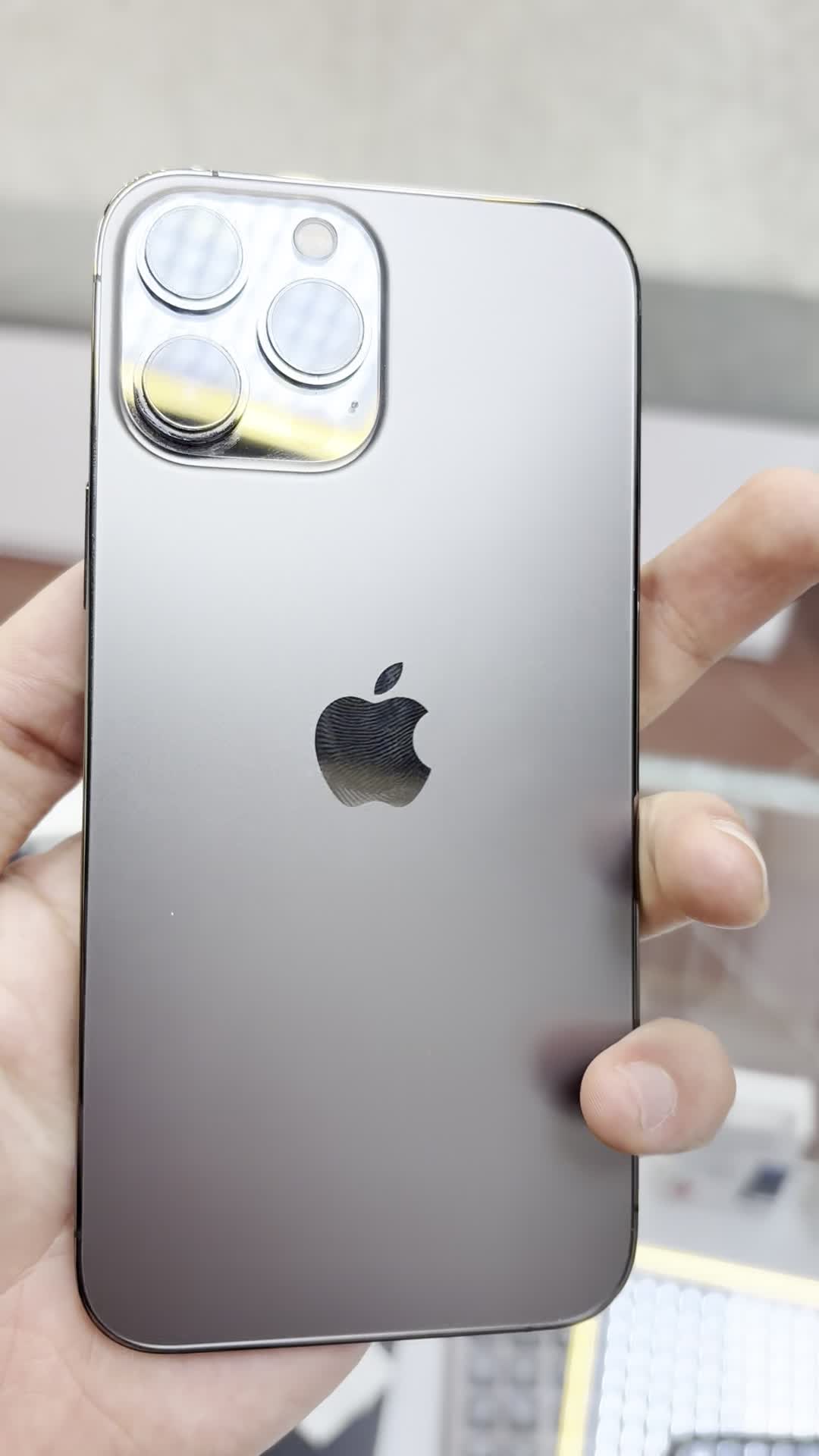 Iphone 13 pro max (ZAA)|موبایل|اسلام‌شهر, زرافشان|دیوار
