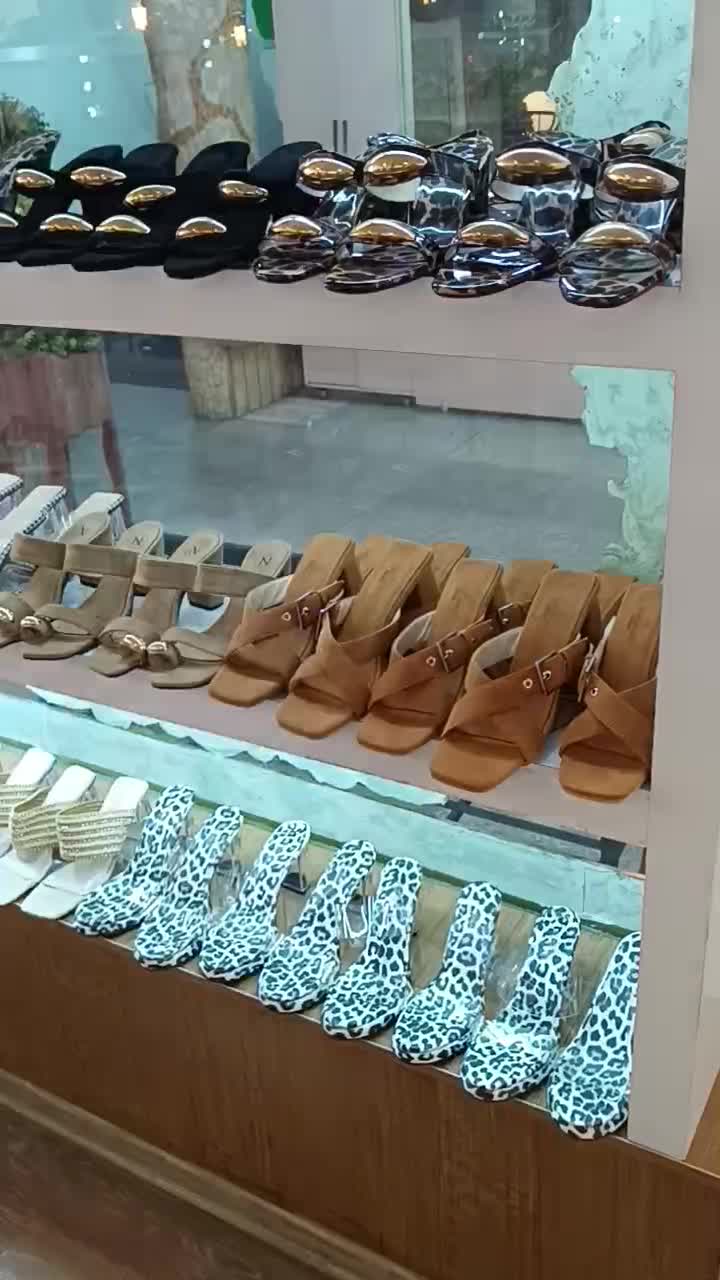مجلسی|کیف، کفش، کمربند|ارومیه, |دیوار