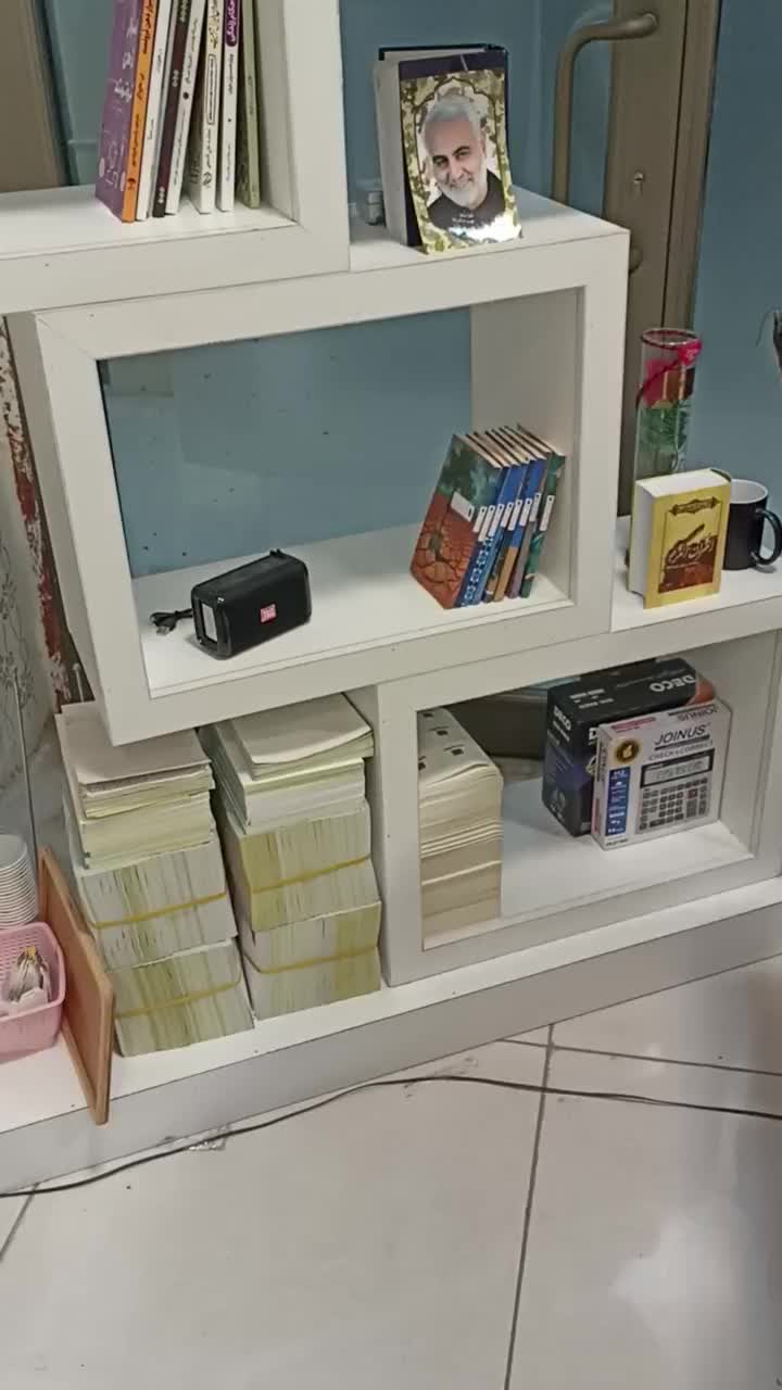 دکور چوبی|کتابخانه، شلف، قفسه‌های دیواری|قم, چهل درخت‎|دیوار