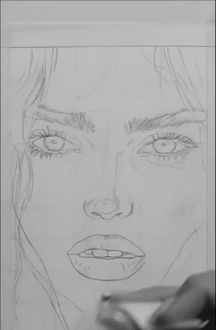 پذیرش سفارش چهره سیاه قلم هایپررئال بابهترین کیفیت|تابلو، نقاشی، عکس|تهران, زعفرانیه|دیوار