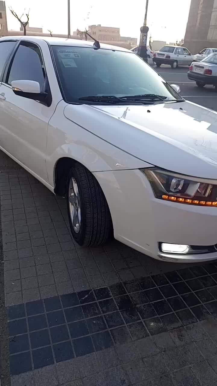 دنا مدل ۹۴|خودرو سواری و وانت|هشتگرد, شهرک بعثت|دیوار