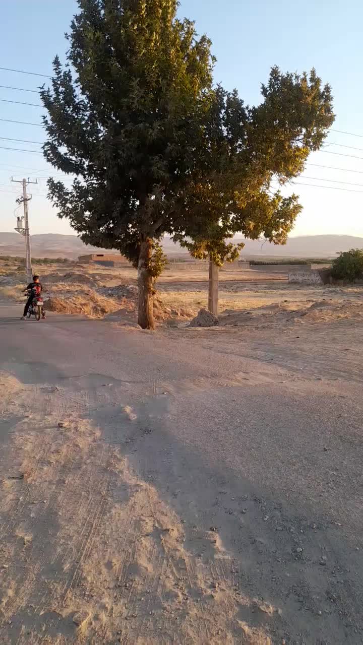 زمین کشاورزی و باغی۱۹۰۰متری چسب تویسرکان|فروش زمین و ملک کلنگی|تویسرکان, |دیوار