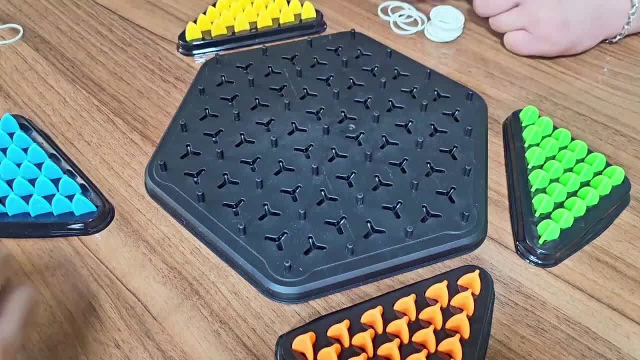 تریگل،بازی فکری پرهیجان خانوادگی،تعدادمحدود|اسباب‌‌بازی|کاشمر, |دیوار