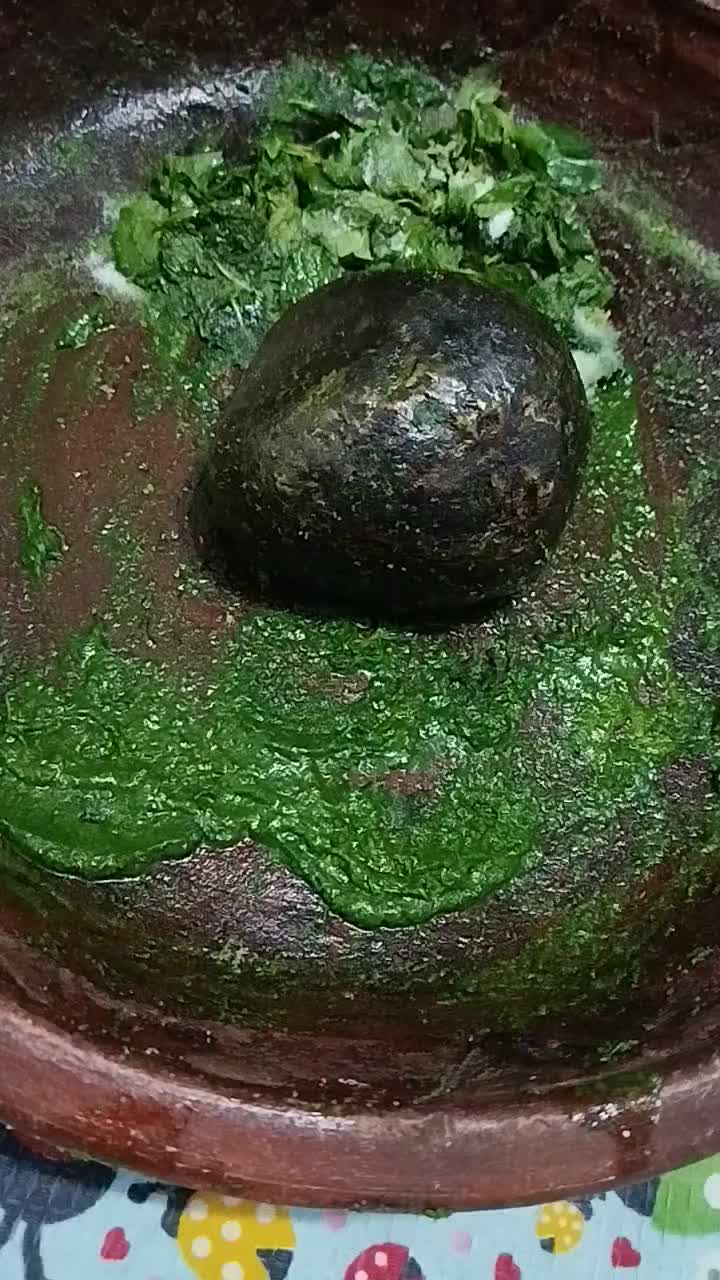 دلار سبز|خوردنی و آشامیدنی|رشت, پسیخان|دیوار