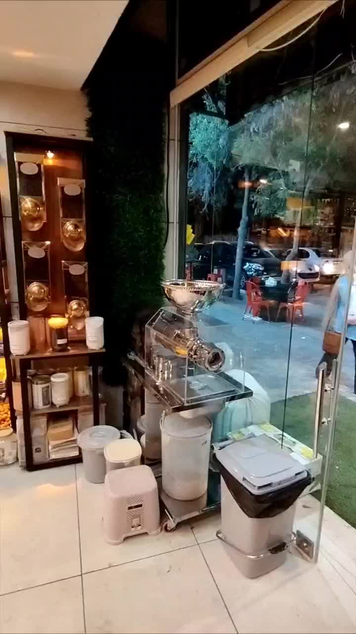 تولید طراحی و اجرا  دکور فروشگاه و قفسه‌بندی|فروشگاه و مغازه|شیراز, تاچارا|دیوار