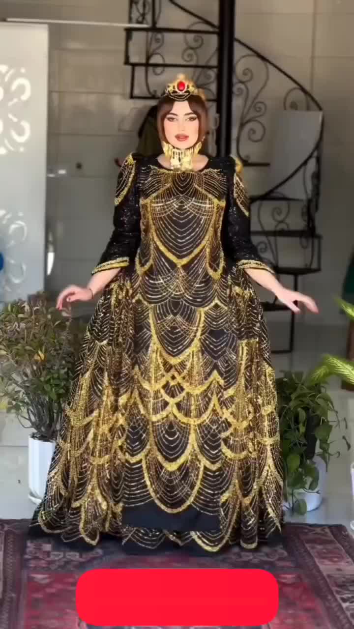 کرایه زیباترین لباس محلی سنگدوزی مدل گنبدطلایی|لباس|شیراز, شاهچراغ|دیوار