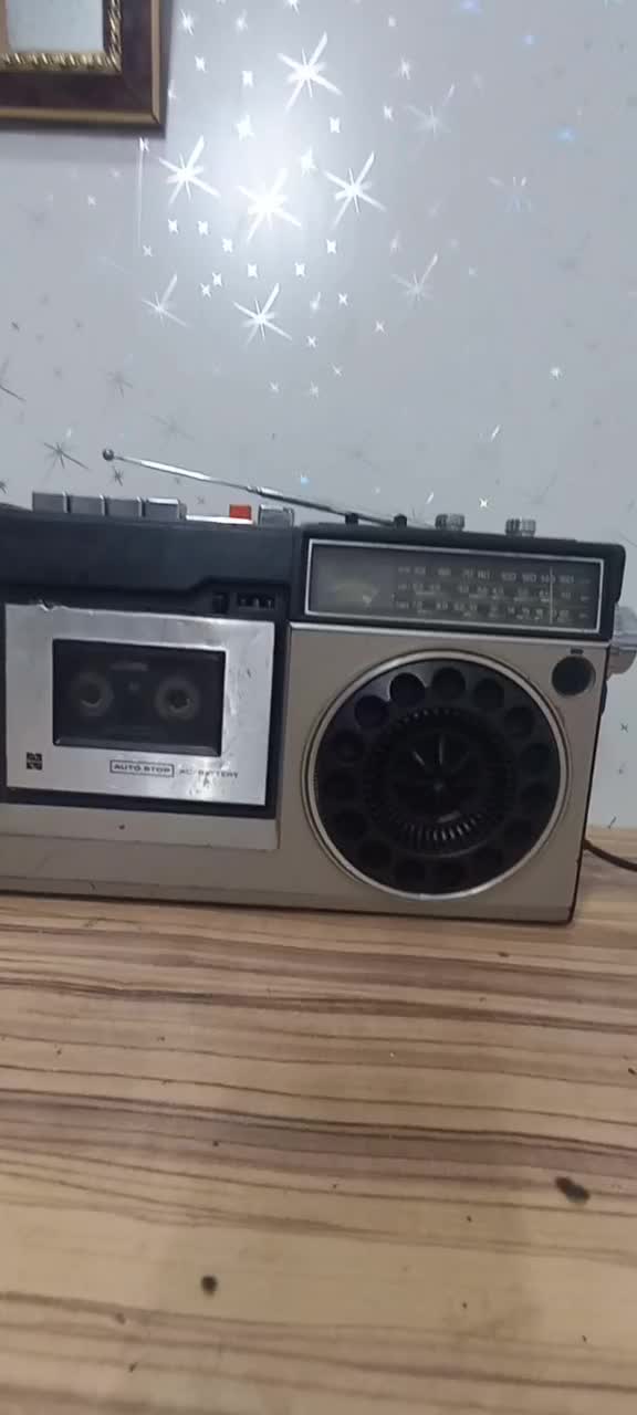 رادیوضبط یکوپانصد|کلکسیون اشیاء عتیقه|بابا حیدر, |دیوار