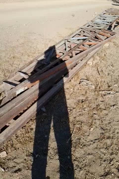 خرپا اخور باسکو ابگرمکن تریلی تانکر تیراهن اچ۲۴|عمده‌فروشی|فرمهین, |دیوار