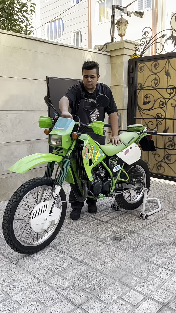 کامکس کامیکس Kmx|موتورسیکلت|تهران, فلاح|دیوار