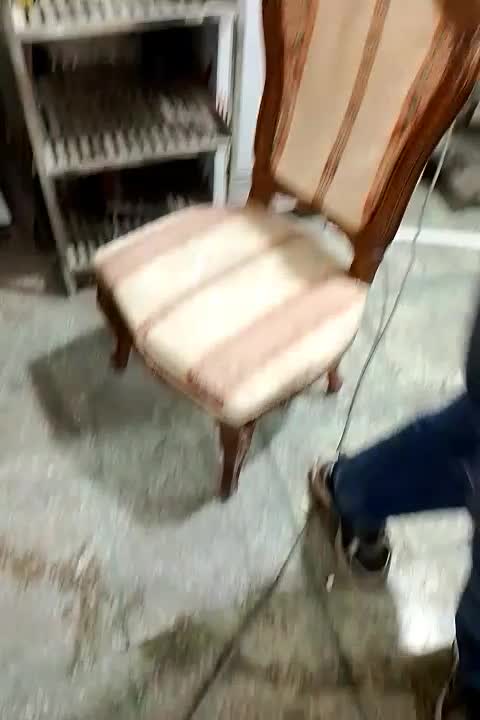 تعدادی مبل چوبی تعمیری سوزاندن|مبلمان خانگی و میز عسلی|باغستان, |دیوار