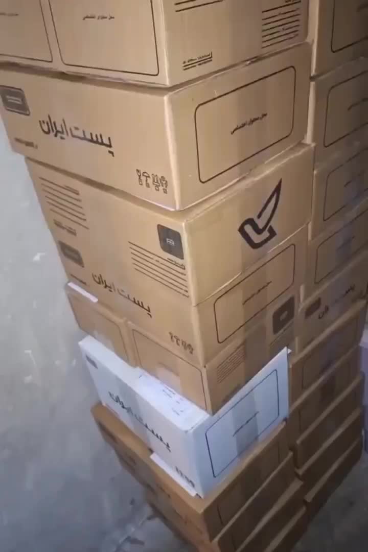 انواع ریسه های تزئینی در شهرریسه شیراز موجود است|ریسه و چراغ تزئینی|شیراز, گود عربان|دیوار