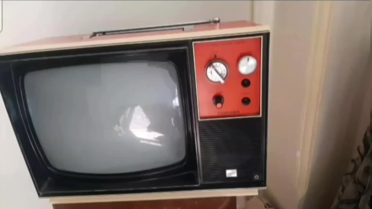 تلویزیون قدیمی (کلیکسیونی)|تلویزیون و پروژکتور|تهران, زرکش|دیوار