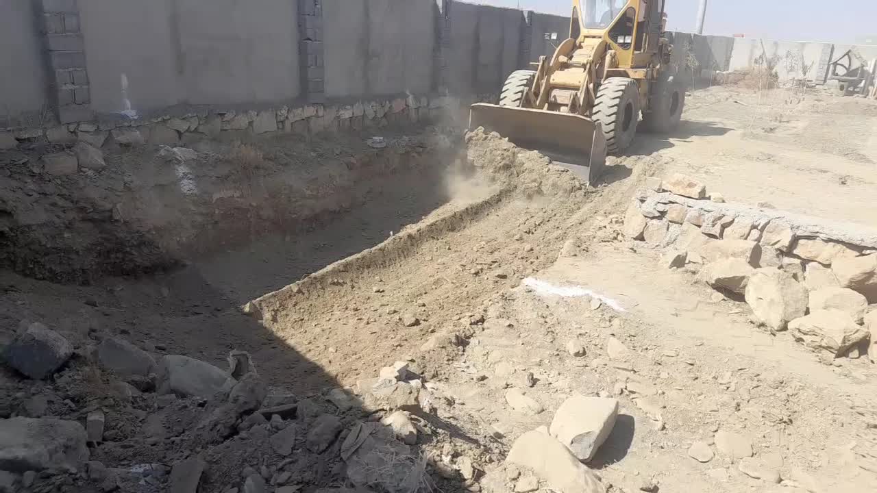 زمین دور دیوار کاهو هاشم آباد دانش|فروش زمین و ملک کلنگی|گلمکان, |دیوار