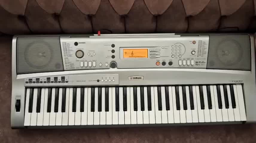 ارگ Yamaha PSR-A300 تمیز و نو همراه + پک ریتم|پیانو، کیبورد، آکاردئون|تهران, نبی اکرم|دیوار