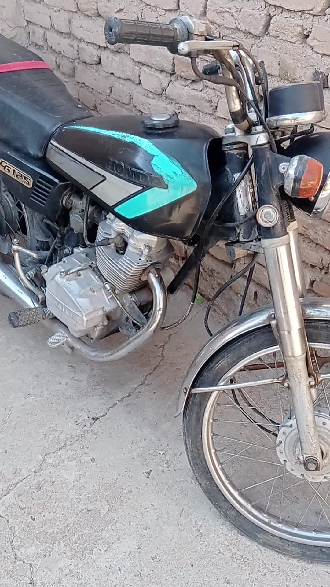 موتور ۱۲۵ ۲۰ تومان|موتورسیکلت|شاهین دژ, |دیوار