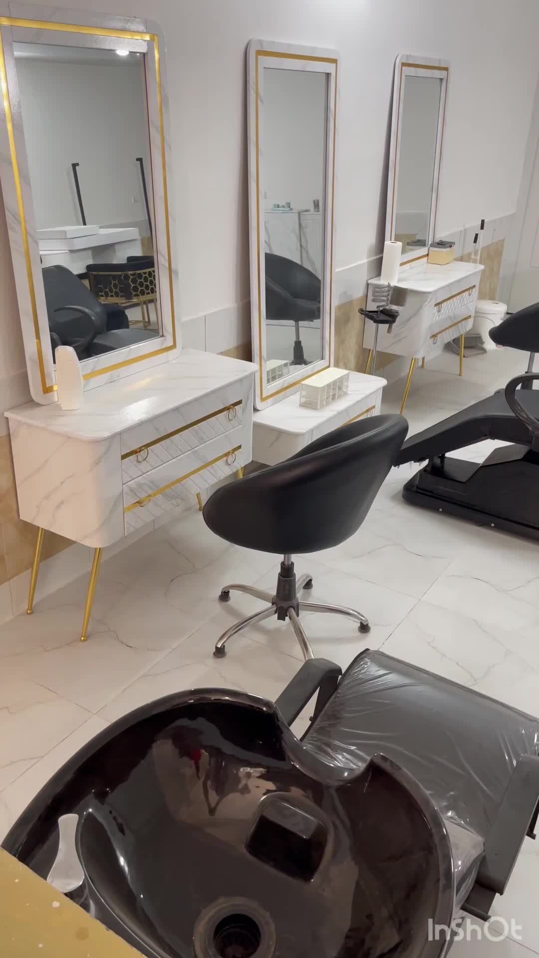 سالن زیبایی حرفه‌ای در خانه ویلایی اجاره فوری|اجارهٔ دفتر کار، اتاق اداری، مطب|ماهدشت, |دیوار