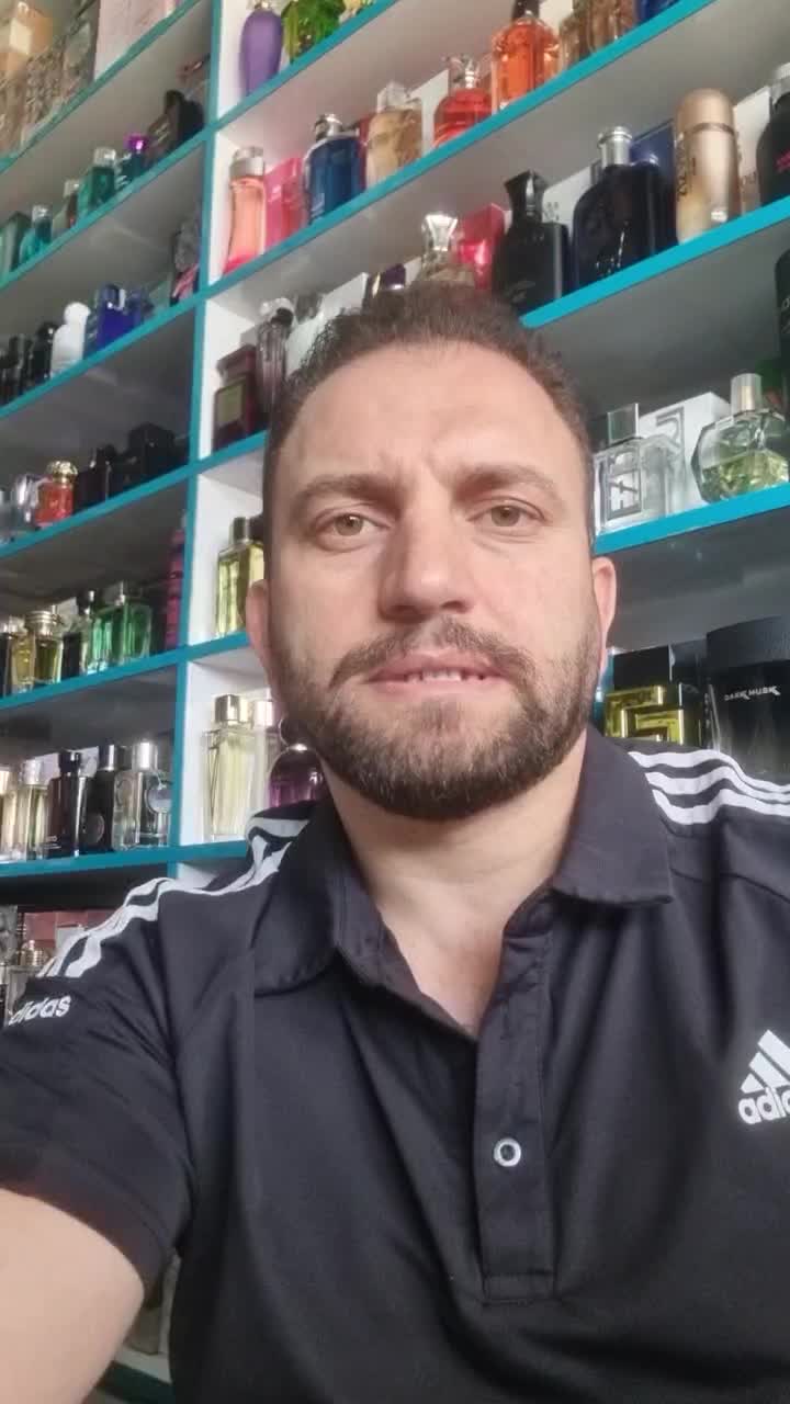 نیازمند فروشنده خانم باظاهری آراسته و فن بیان قوی|استخدام بازاریابی و فروش|خرمشهر, |دیوار