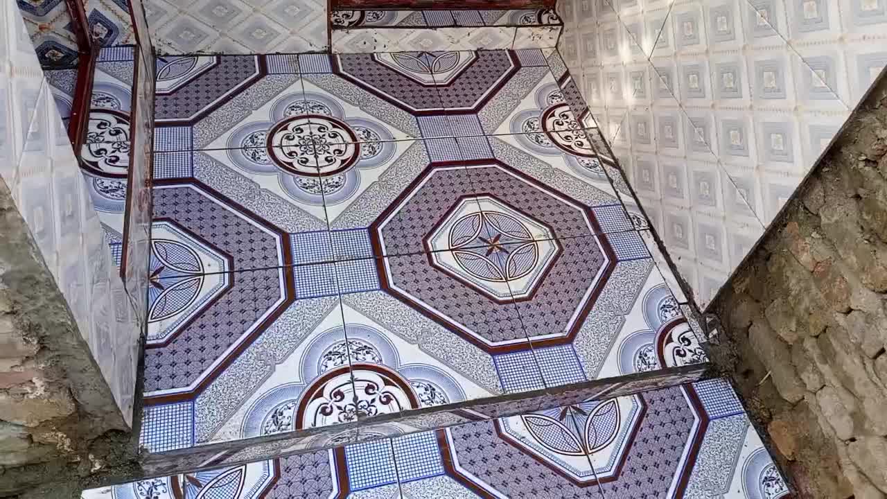 کاشی کاری بانازلترین قیمت|خدمات پیشه و مهارت|سراوان, |دیوار