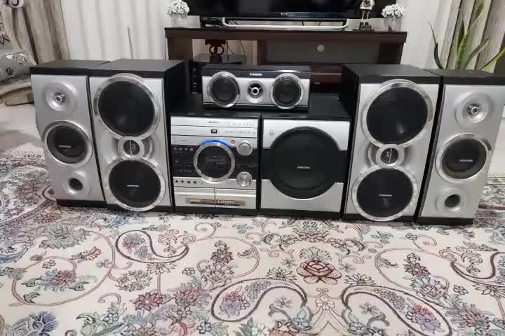 ضبط ۱۰۰۰۰ سامسونگ در حد|سیستم صوتی خانگی|ابهر, |دیوار