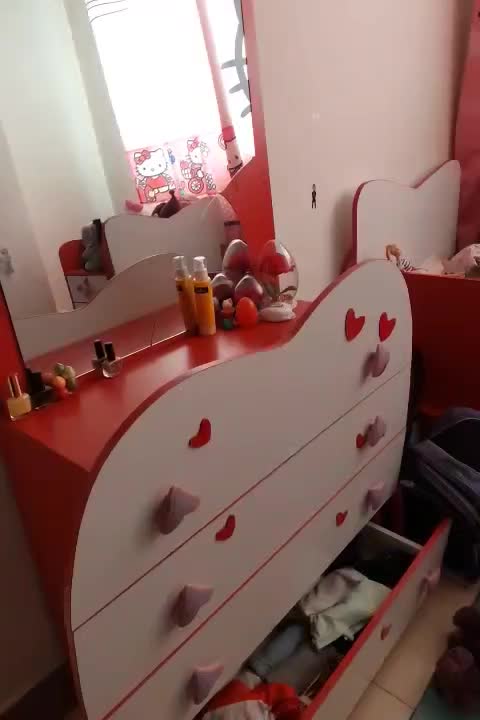 کمد و کتابخانه ک تخت کودک|اسباب و اثاث بچه|نسیم‌شهر, |دیوار