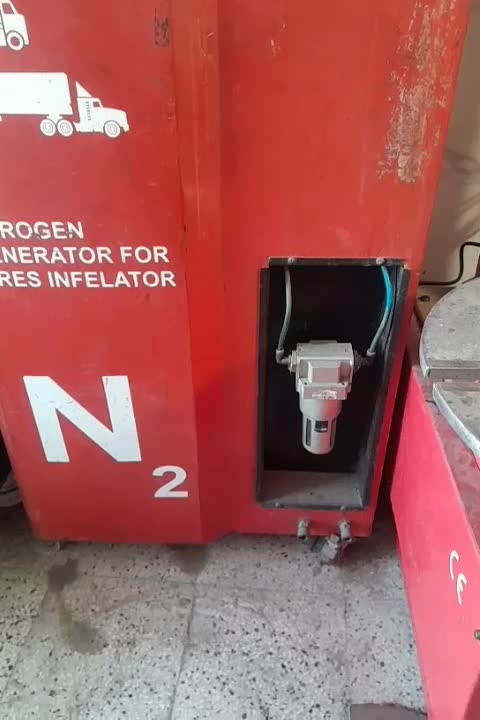 یک دستگاه باد نیتروژن سالم و تمیز بفروش میرسد|فروشگاه و مغازه|دامغان, |دیوار