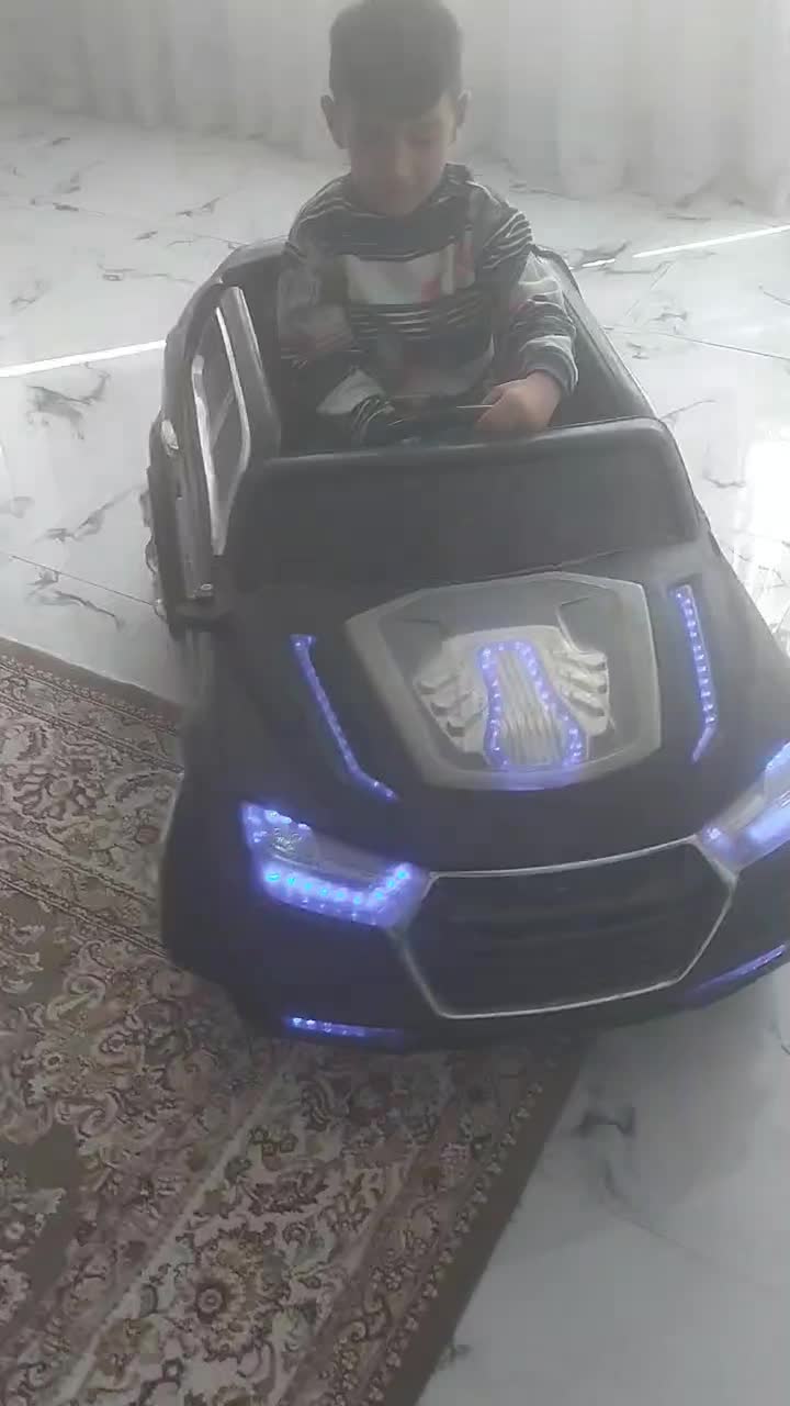 ماشین شارژی|اسباببازی بچه|تاکستان, |دیوار