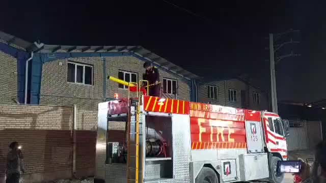 فروش خودرو 19 تن آتشنشانی  ماهیانه 230 میلیون نقد|خودرو سنگین|ایلام, |دیوار