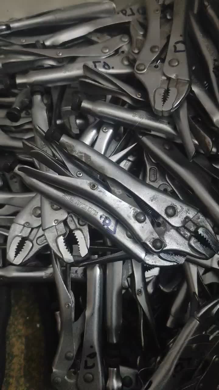 انبرقفلی کوچک آلمانی اصلی|ابزارآلات|اصفهان, لاله|دیوار