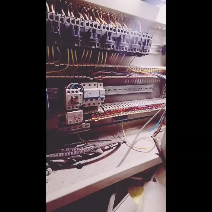 برقکار ساختمان وتعمیر آیفون صوتی تصویری|خدمات پیشه و مهارت|اردبیل, |دیوار