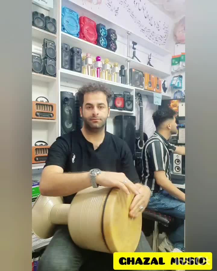ضرب و تمبک|سازهای سنتی|قروه, |دیوار