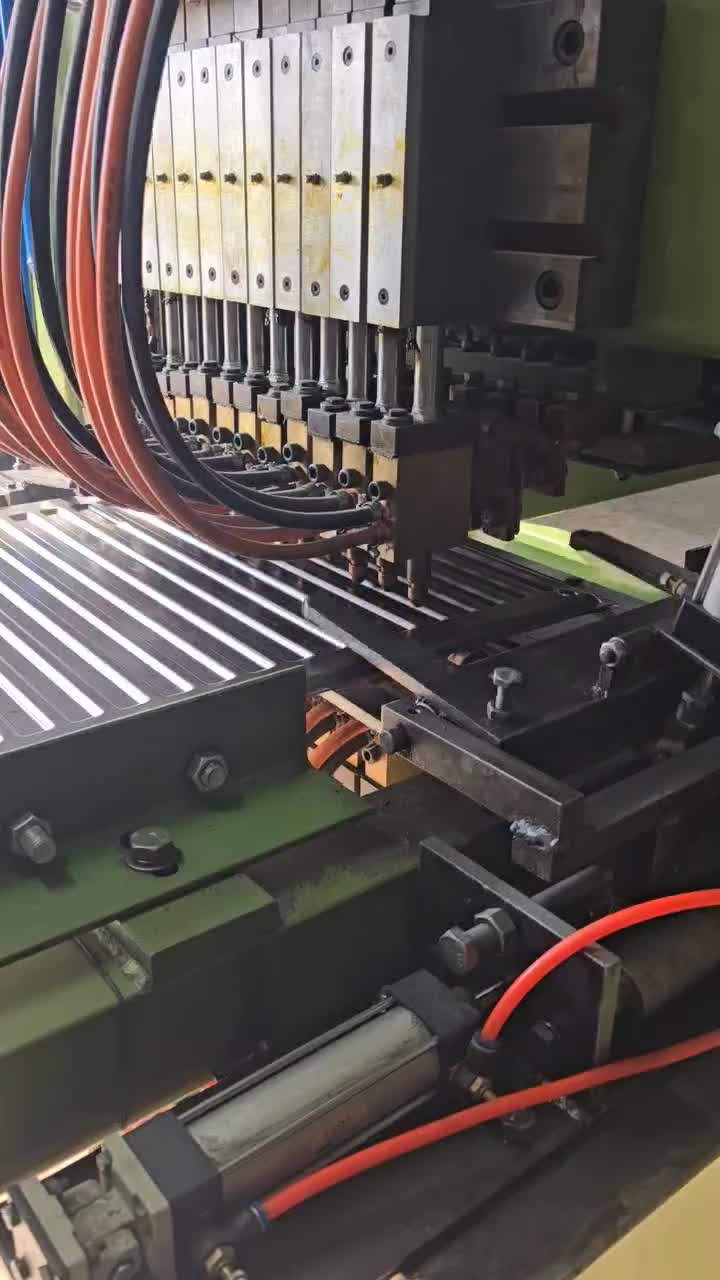 کارگر ساده در کارخانه رادیاتور پانلی|استخدام صنعتی، فنی، مهندسی|صوفیان, |دیوار