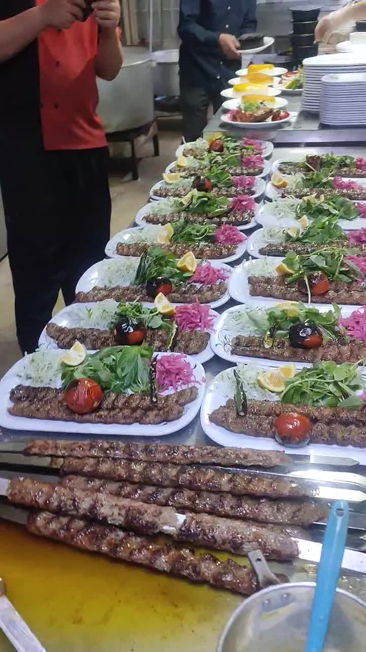 رستوران و غذای آماده بیرون بر|خدمات پذیرایی، مراسم|زنجان, |دیوار