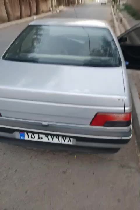 پژو 405نقره ای مدل 88|خودرو سواری و وانت|هشتگرد, هشتگرد قدیم|دیوار