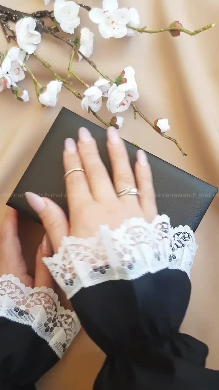 ست ساعت و نیمست و دستبند|ساعت|زرندیه, |دیوار