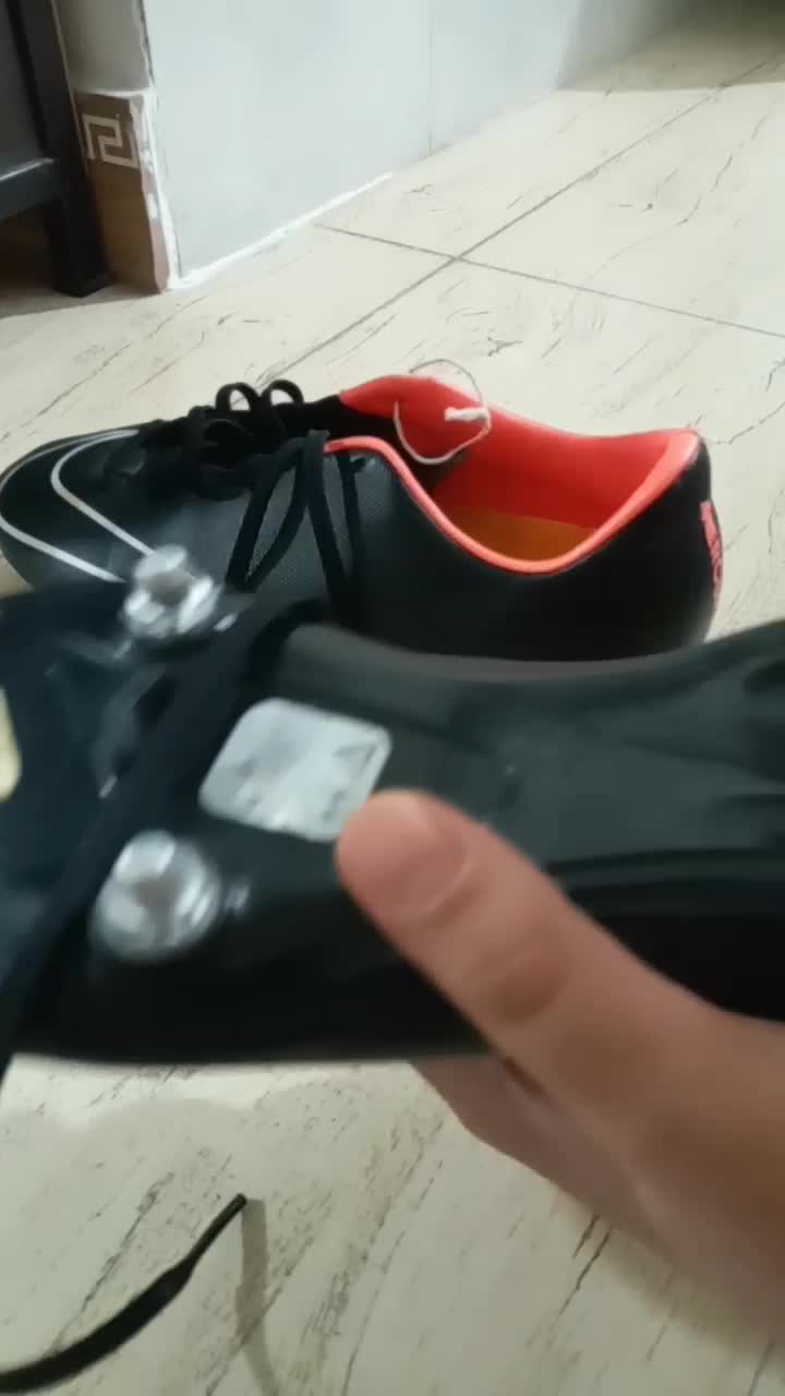 کفش استوک مکروریال نایک|تجهیزات ورزشی|بروجرد, |دیوار