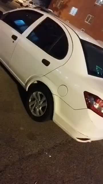 ساینا مدل ۹۸|خودرو سواری و وانت|پرند, فاز ۵|دیوار