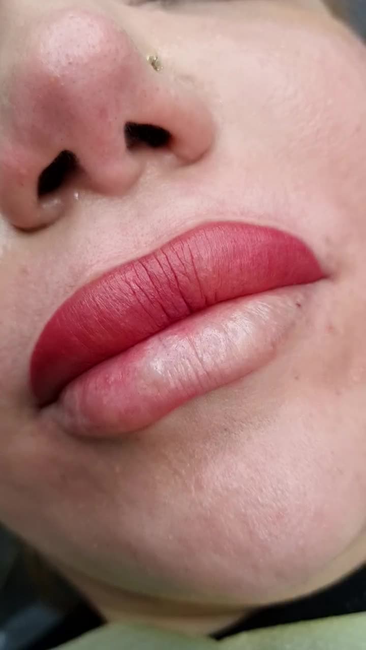تخفیف ۳ روزه خدمات شیدینگ لب،بن مژه.میکروابرو|خدمات آرایشگری و زیبایی|اصفهان, فیض|دیوار