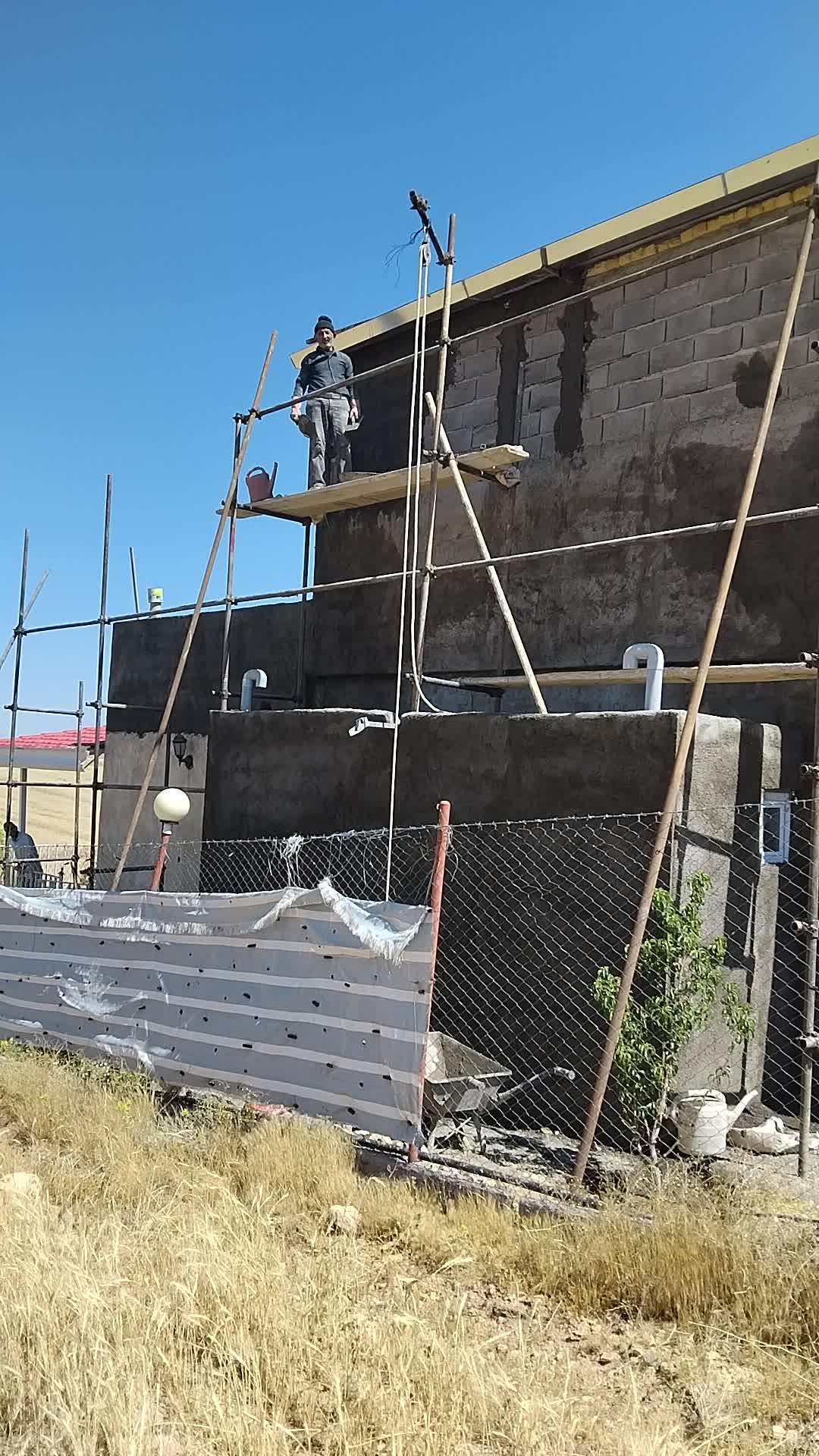 بنا و پیمانکار ساختمان با بیش از ۴۰ سال سابقه کار|خدمات پیشه و مهارت|زنجان, |دیوار