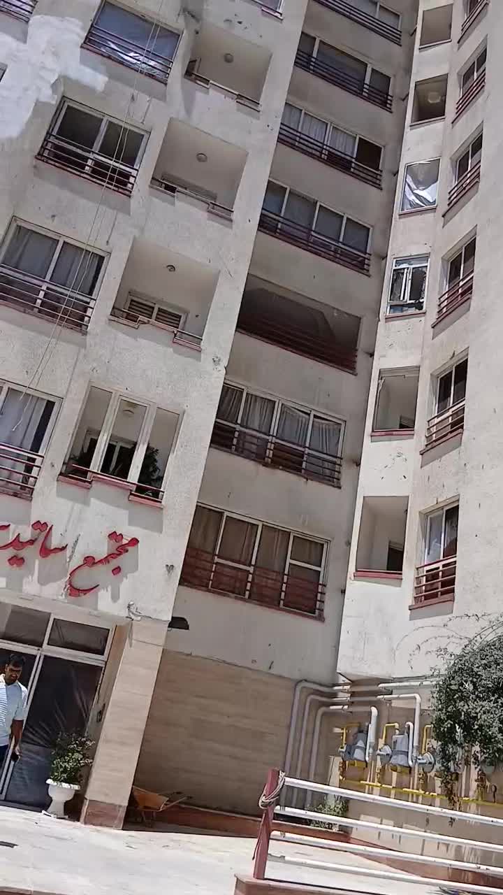 خدمات نماشویی پیچ رولپلاک شستشوی نما کفسابی راپل|خدمات نظافت|کرج, دهقان ویلا|دیوار