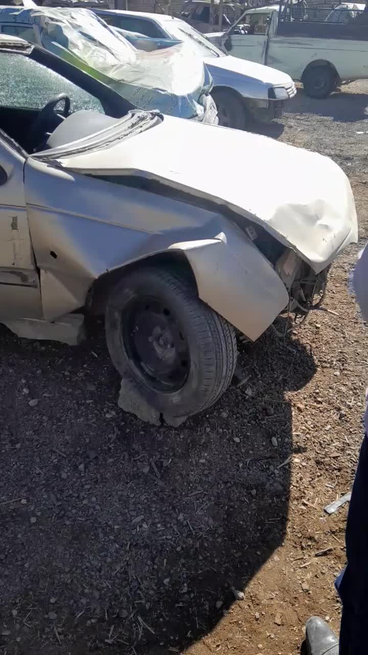 ماشین تصادفی|خودرو سواری و وانت|لردگان, |دیوار